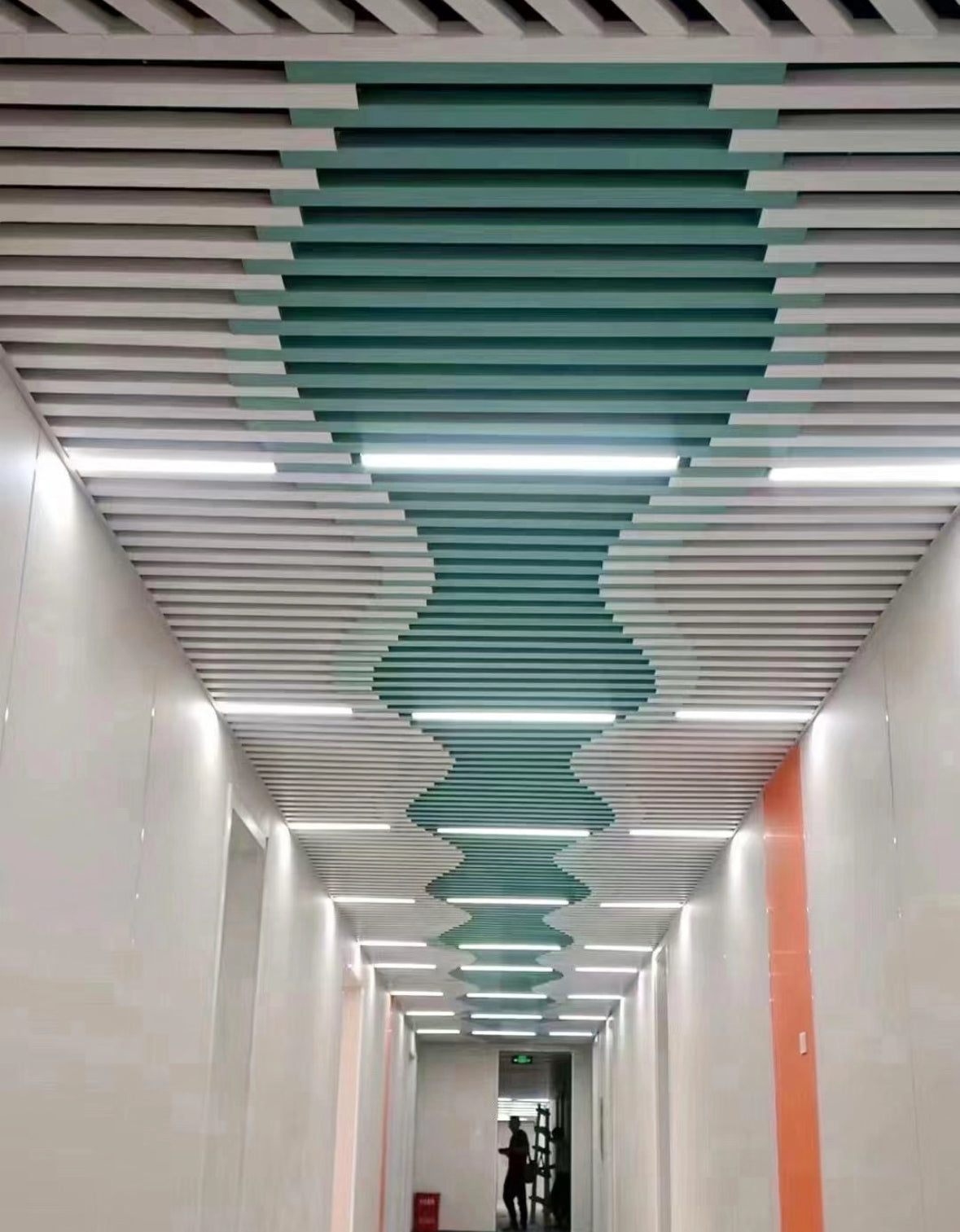 Aluminium U-Baffle Ceiling System