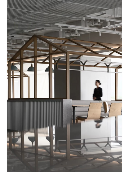 Expanded Mesh Panel Ceiling Plate