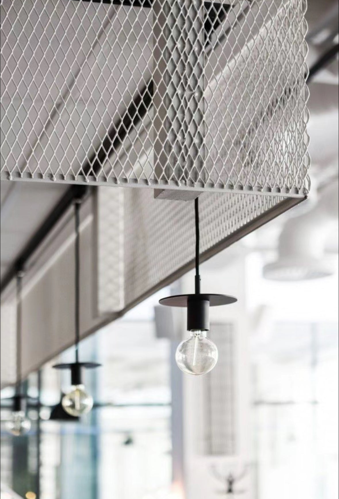 Expanded Mesh Panel Ceiling Plate