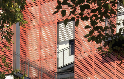 Perforated Aluminum Facade Cladding Sheet PVDF Fluorocarbon Painting in orange color